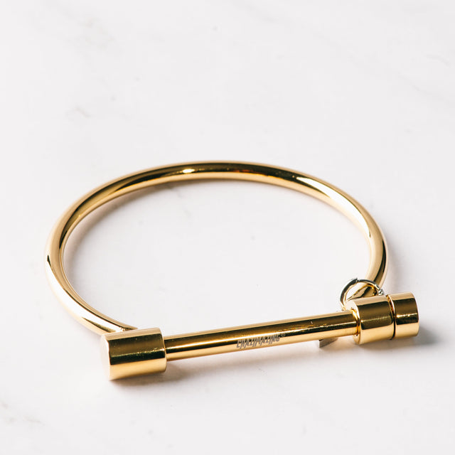 Crazimazing D Twist Bracelet in 18K Gold Plated Stainless Steel