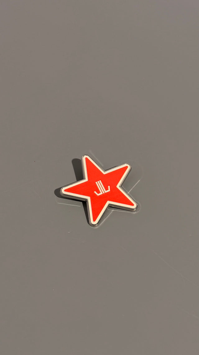 Red Star Pin