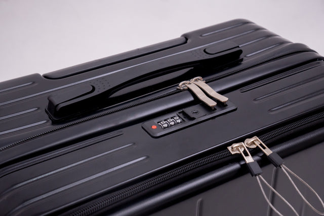 CZ SUITCASE | BLACK